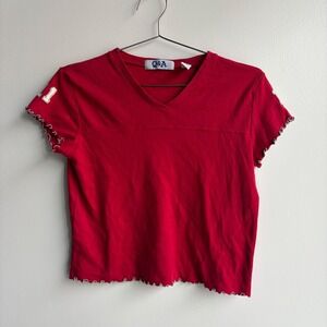 Q&A Red Lettuce Trim V Neck Short Sleeve Baby Tee Top Small